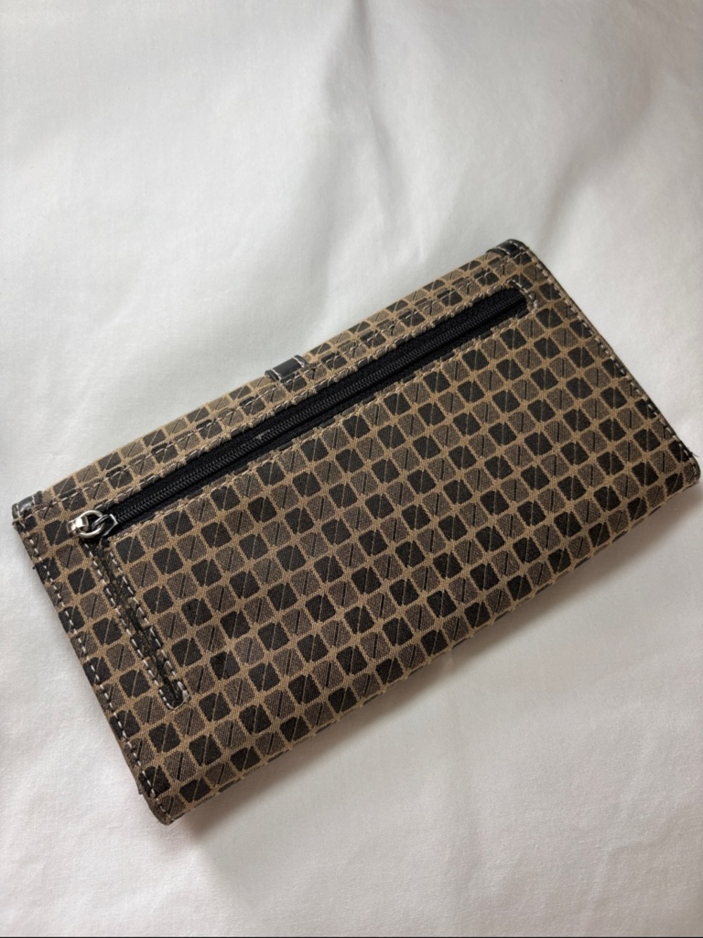 Classic Brown Patterned Women’s Wallet Tri Fold - Picture 4 of 4